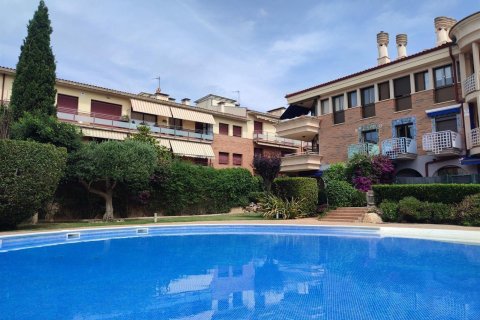 Apartamento en venta en Palamós, Gerona, España 3 dormitorios, No. 140935 - foto 8