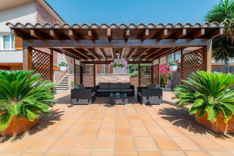 Продажа дома в Аренис де Мунт, Барселона, Испания 4 спальни,  №140934 - фото 4