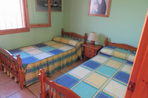 House for sale in Coma-Ruga, Tarragona, Spain 4 bedrooms, 261 sq.m. No. 140933 - photo 16