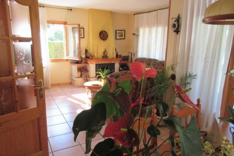 House for sale in Coma-Ruga, Tarragona, Spain 4 bedrooms, 261 sq.m. No. 140933 - photo 6
