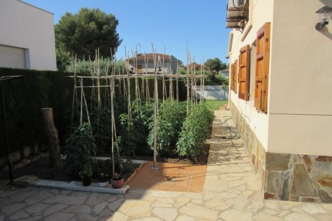 House for sale in Coma-Ruga, Tarragona, Spain 4 bedrooms, 261 sq.m. No. 140933 - photo 29