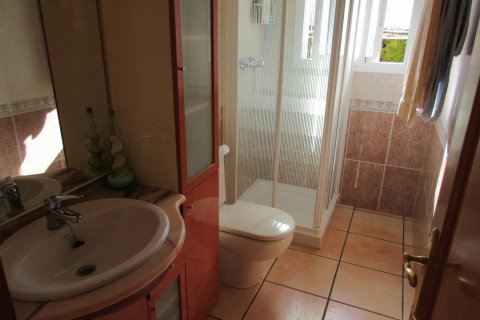 House for sale in Coma-Ruga, Tarragona, Spain 4 bedrooms, 261 sq.m. No. 140933 - photo 12