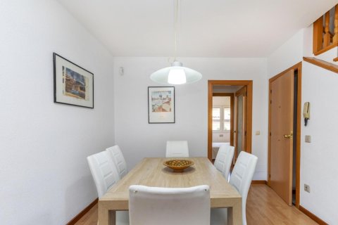 Kamienica w Palamos, Girona, Hiszpania 4 sypialnie, nr 140939 – zdjęcie 6