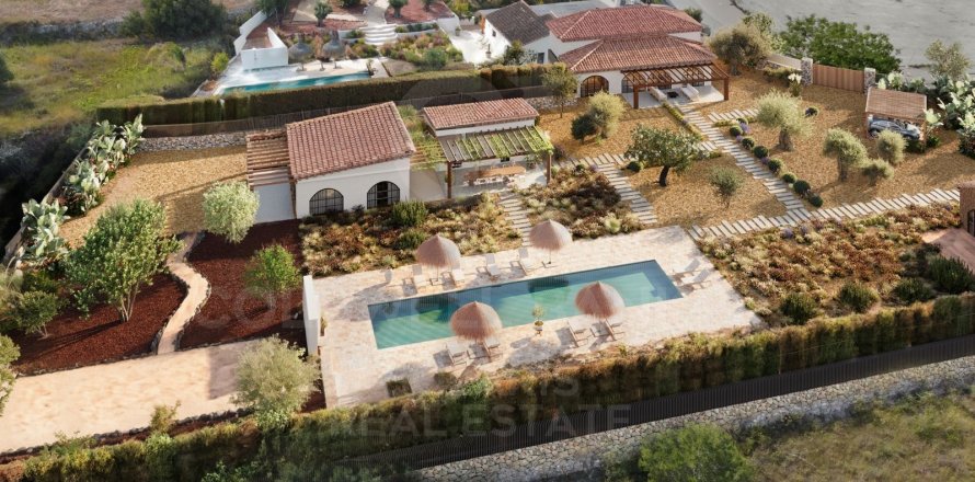 Villa a Javea, Alicante, Spagna 3 camere da letto, 400 mq. N° 158066