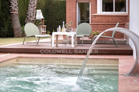 Сasa en venta en Sant Vicenc De Montalt, Barcelona, España 7 dormitorios, 441 m2 No. 158065 - foto 3