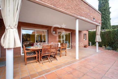 Сasa en venta en Sant Vicenc De Montalt, Barcelona, España 7 dormitorios, 441 m2 No. 158065 - foto 8