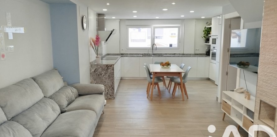 Сasa en Cómpeta, Málaga, España 4 dormitorios, 334 m2 No. 172365