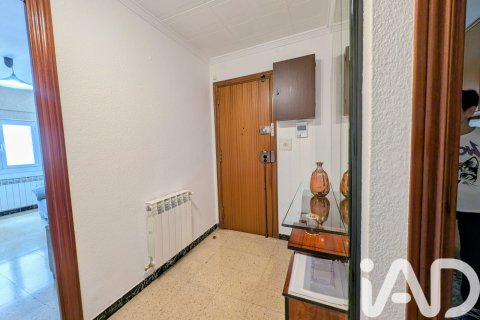 Appartamento in vendita a Santa Coloma de Gramenet, Barcelona, Spagna 4 camere da letto, 88 mq. N° 172359 - foto 4
