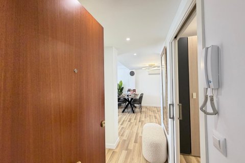 Apartamento en venta en Torrevieja, Alicante, España 3 dormitorios, 98 m2 No. 165949 - foto 2