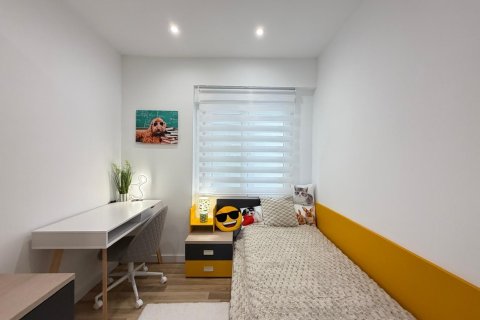 Apartamento en venta en Torrevieja, Alicante, España 3 dormitorios, 98 m2 No. 165949 - foto 15