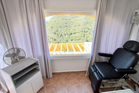 House for sale in Urbanitzacio El Cim del Sol, Alicante, Spain 2 bedrooms, 85 sq.m. No. 165953 - photo 15