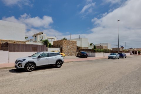 House for sale in La Zenia, Alicante, Spain 2 bedrooms, 93 sq.m. No. 165951 - photo 21