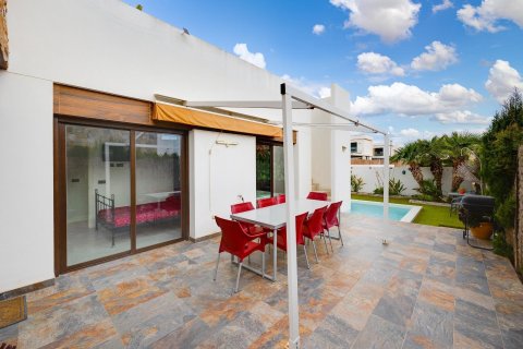 House for sale in La Zenia, Alicante, Spain 2 bedrooms, 93 sq.m. No. 165951 - photo 5