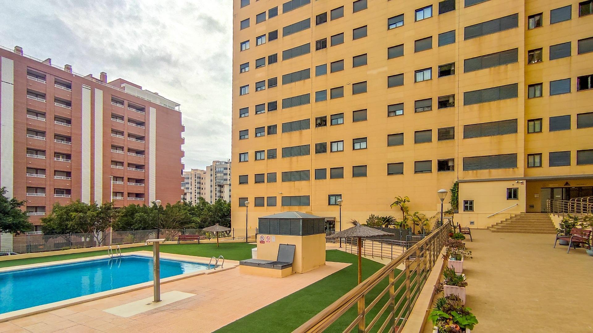 Huoneisto Villajoyosa, Alicante, Espanja 2 makuuhuonetta, 83 m2 No. 165954