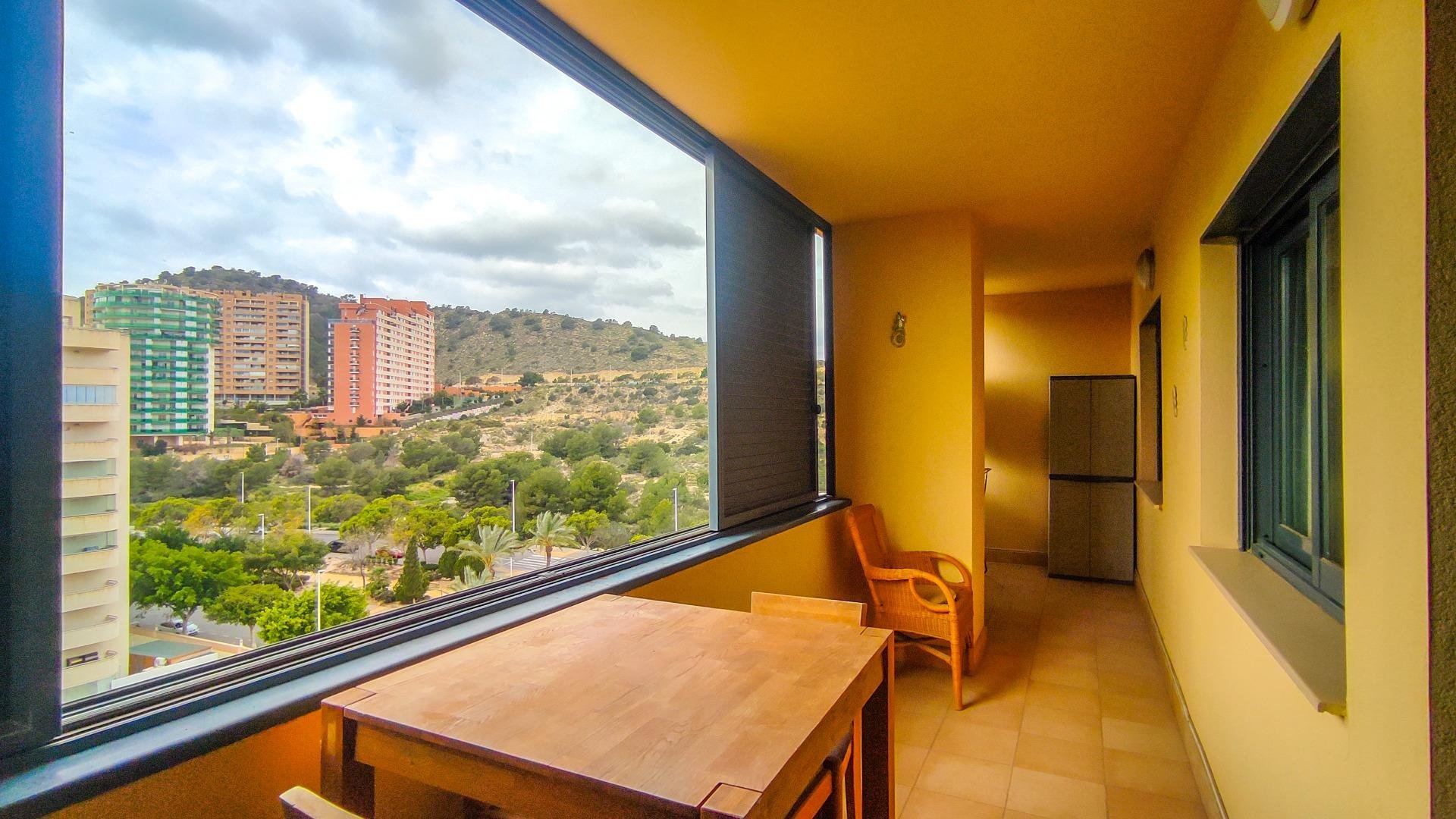Huoneisto Villajoyosa, Alicante, Espanja 2 makuuhuonetta, 83 m2 No. 165954