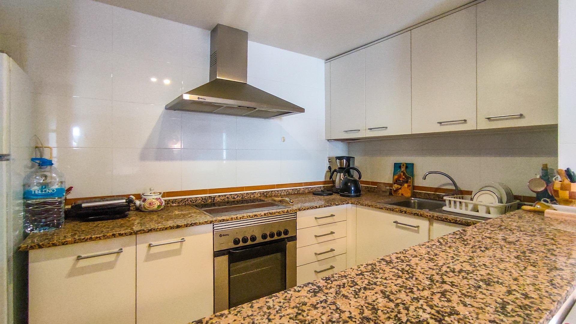 Huoneisto Villajoyosa, Alicante, Espanja 2 makuuhuonetta, 83 m2 No. 165954