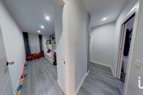 Продажа квартиры в Рафельбуньоль, Валенсия, Испания 3 спальни, 117м2 №153606 - фото 15