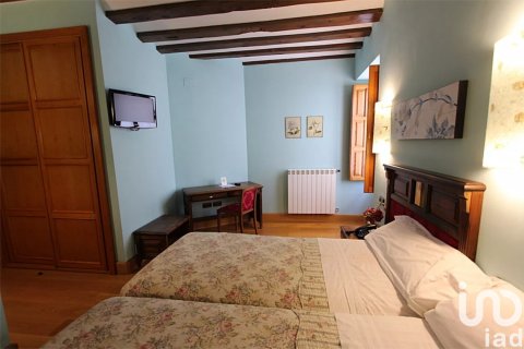 Hotel w Palencia, Hiszpania 10 sypialni, 840 mkw. nr 153605 – zdjęcie 10