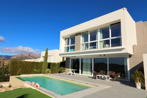 Villa till salu i Benidorm, Alicante, Spanien 3 sovrum, 224 kvm. Nr. 179596 - foto 10