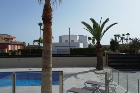 Huvila myytävänä Albir, Alicante, Espanja, 4 makuuhuonetta, 350 m2 No. 179597 - kuva 27