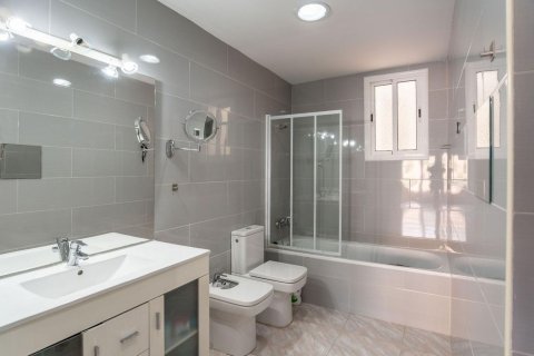 Townhouse zum Verkauf in Sitges, Barcelona, Spanien 4 Schlafzimmer, 171 m2 Nr. 167614 - Foto 13