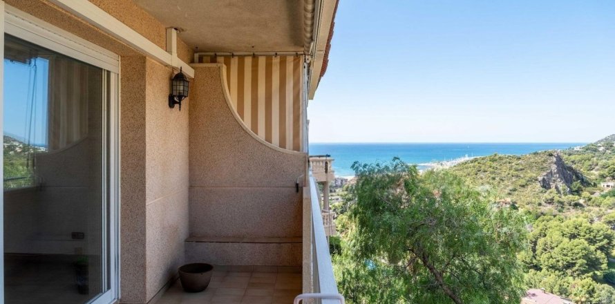 Townhouse in Sitges, Barcelona, Spanien 4 Schlafzimmer, 171 m2 Nr. 167614