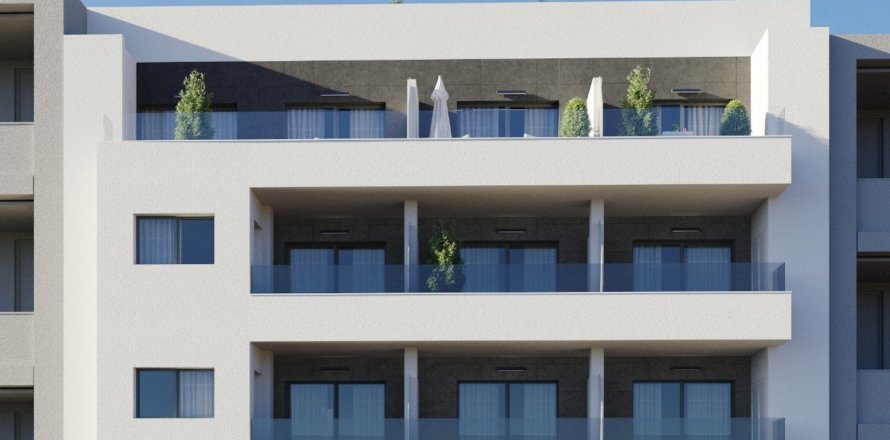 INTERCOSTA SUN BAY in Torrevieja, Alicante, Spain No. 167618