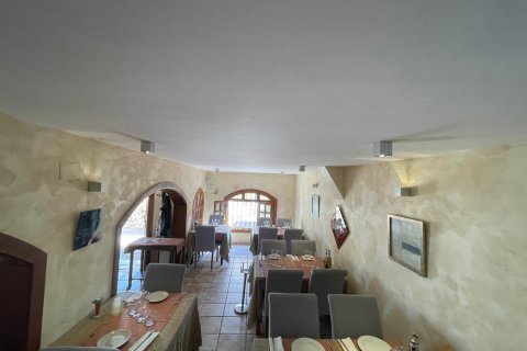 Propiedad comercial en venta en Cala Fornells, Mallorca, España 125 m2 No. 160932 - foto 12