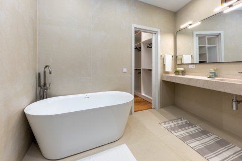 Apartamento en venta en Palma de Mallorca, Mallorca, España 2 dormitorios, 119 m2 No. 160933 - foto 17