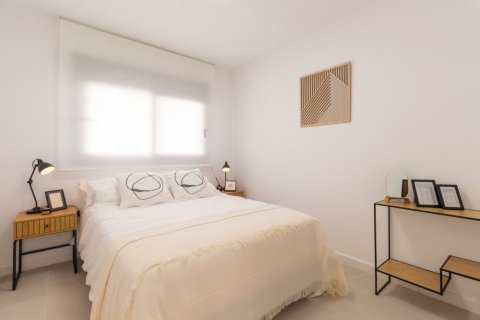 Villa à vendre à Torrevieja, Alicante, Espagne, 3 chambres, 100 m2 No. 151830 - photo 17