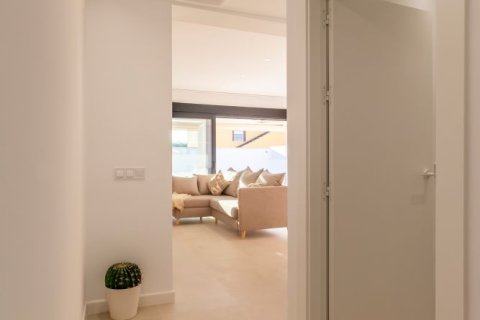 Villa à vendre à Torrevieja, Alicante, Espagne, 3 chambres, 100 m2 No. 151830 - photo 12