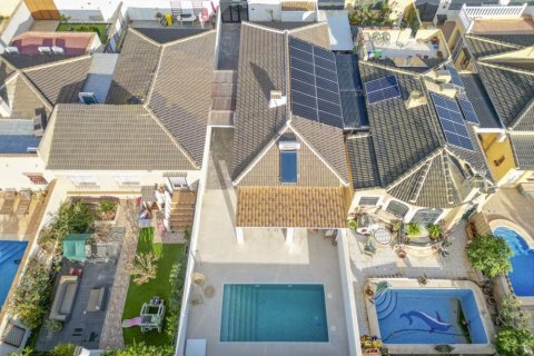 Villa à vendre à Torrevieja, Alicante, Espagne, 3 chambres, 100 m2 No. 151830 - photo 21