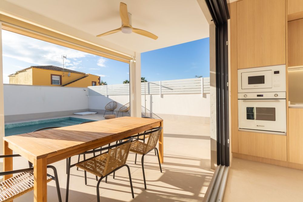 Villa en Torrevieja, Alicante, España 3 dormitorios, 100 m2 No. 151830