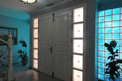 Villa zum Verkauf in Almoradi, Alicante, Spanien 4 Schlafzimmer, 405 m2 Nr. 151835 - Foto 4