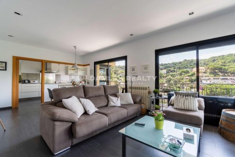 House for sale in Lloret de Mar, Girona, Spain 4 bedrooms, 249 sq.m. No. 177078 - photo 10