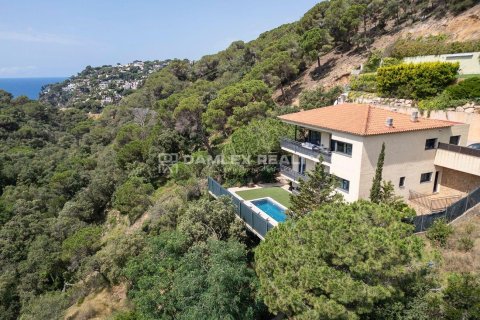 House for sale in Lloret de Mar, Girona, Spain 4 bedrooms, 249 sq.m. No. 177078 - photo 21