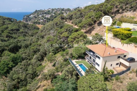 House in Lloret de Mar, Girona, Spain 4 bedrooms, 249 sq.m. No. 177078