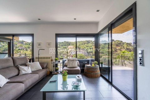 House for sale in Lloret de Mar, Girona, Spain 4 bedrooms, 249 sq.m. No. 177078 - photo 11