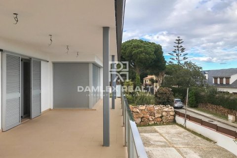 Villa for sale in Platja D'aro, Girona, Spain 4 bedrooms, 900 sq.m. No. 177080 - photo 12