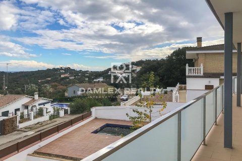 Villa for sale in Platja D'aro, Girona, Spain 4 bedrooms, 900 sq.m. No. 177080 - photo 6