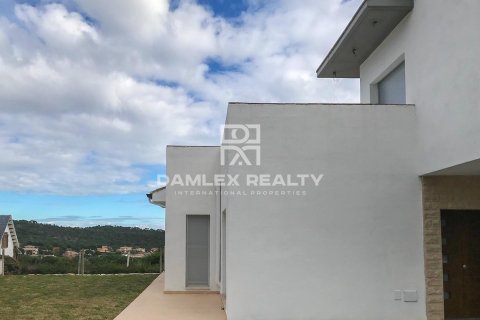 Villa for sale in Platja D'aro, Girona, Spain 4 bedrooms, 900 sq.m. No. 177080 - photo 4