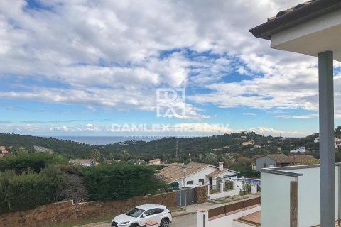 Villa in Platja D'aro, Girona, Spain 4 bedrooms, 900 sq.m. No. 177080