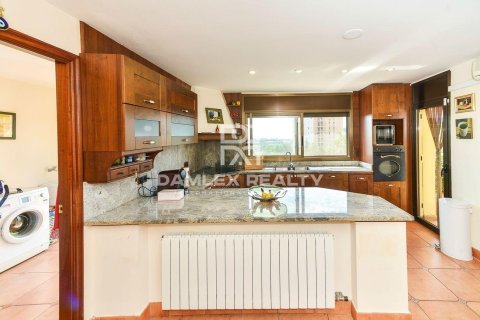 House for sale in Calonge, Girona, Spain 5 bedrooms, 484 sq.m. No. 177081 - photo 14