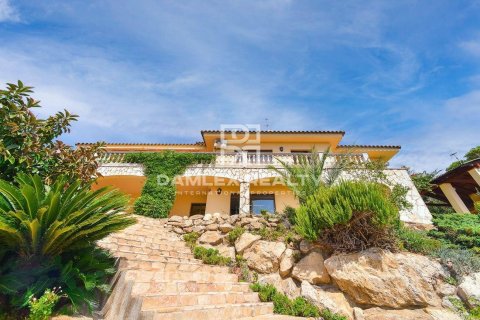 House for sale in Calonge, Girona, Spain 5 bedrooms, 484 sq.m. No. 177081 - photo 7