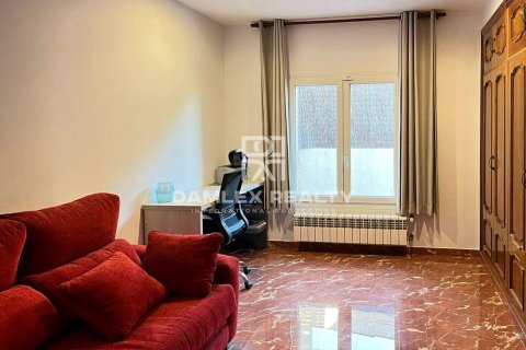 House for sale in Lloret de Mar, Girona, Spain 6 bedrooms, 245 sq.m. No. 177076 - photo 29