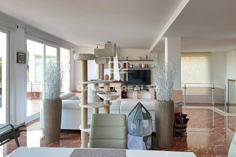House for sale in Lloret de Mar, Girona, Spain 6 bedrooms, 245 sq.m. No. 177076 - photo 8