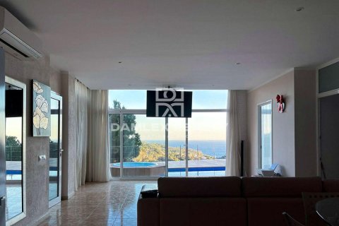 House for sale in Lloret de Mar, Girona, Spain 6 bedrooms, 245 sq.m. No. 177076 - photo 10