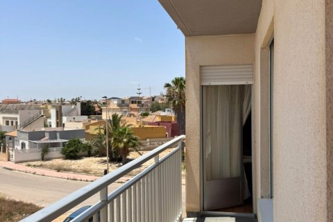 Lägenhet till salu i Torrevieja, Alicante, Spanien 3 sovrum, 80 kvm. Nr. 190102 - foto 22