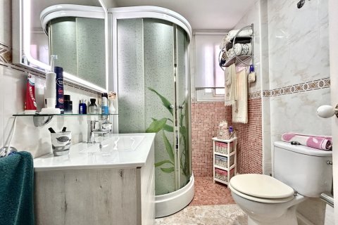 Townhouse for sale in Torrevieja, Alicante, Spain 2 bedrooms, 71 sq.m. No. 190179 - photo 16