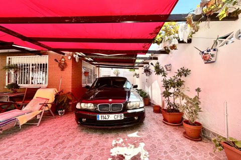 Townhouse for sale in Torrevieja, Alicante, Spain 2 bedrooms, 71 sq.m. No. 190179 - photo 3
